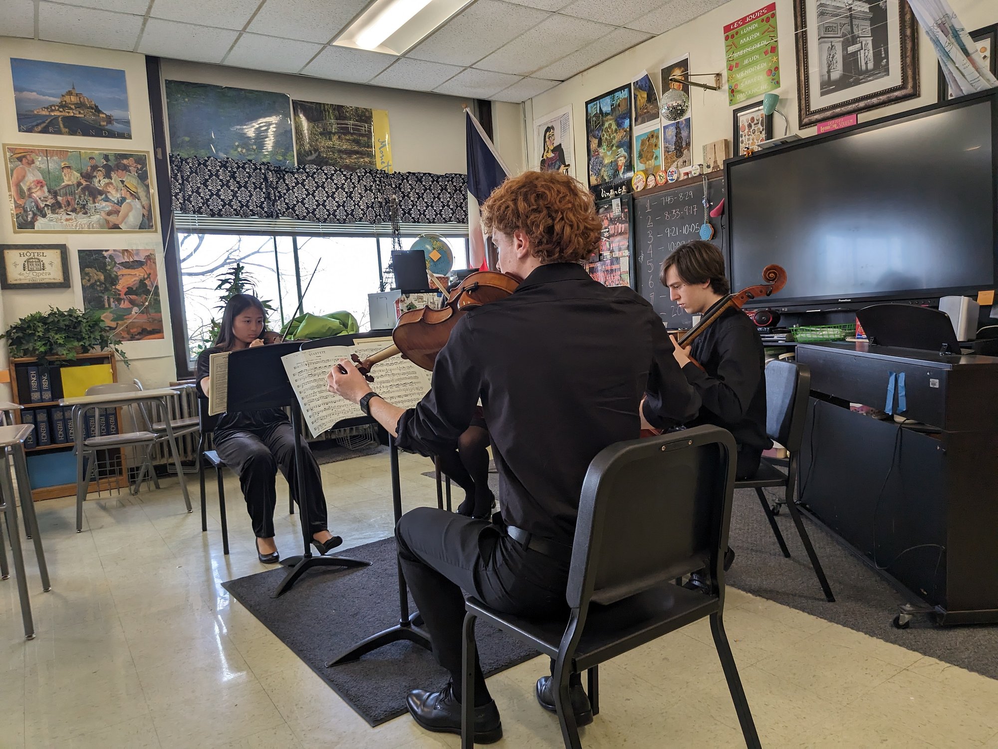 String quartet at a small-ensemble contest